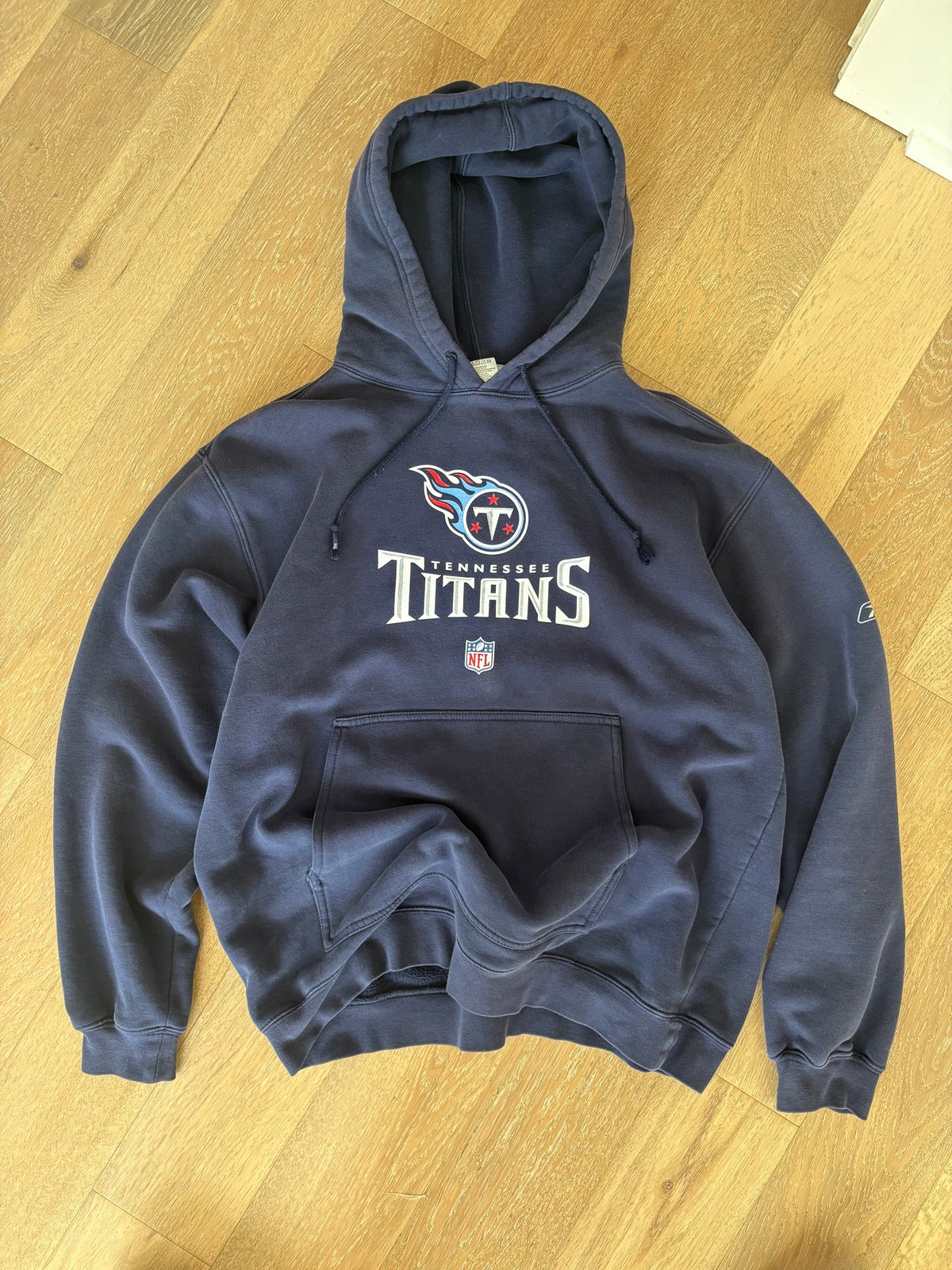 Vintage 2000s Tennessee Titans Hoodie — , M