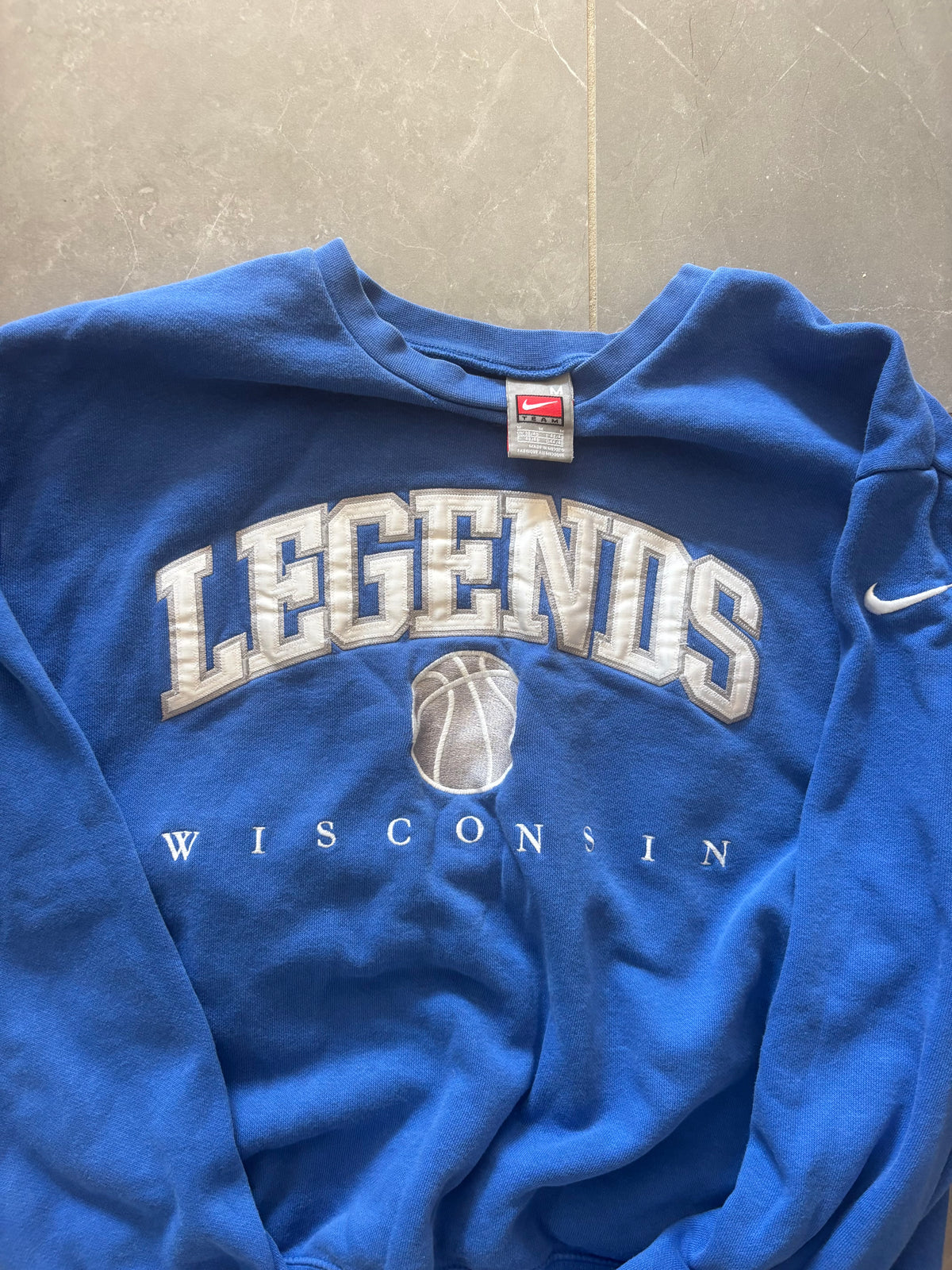 Vintage Y2K Wisconsin Sweatshirt — , M
